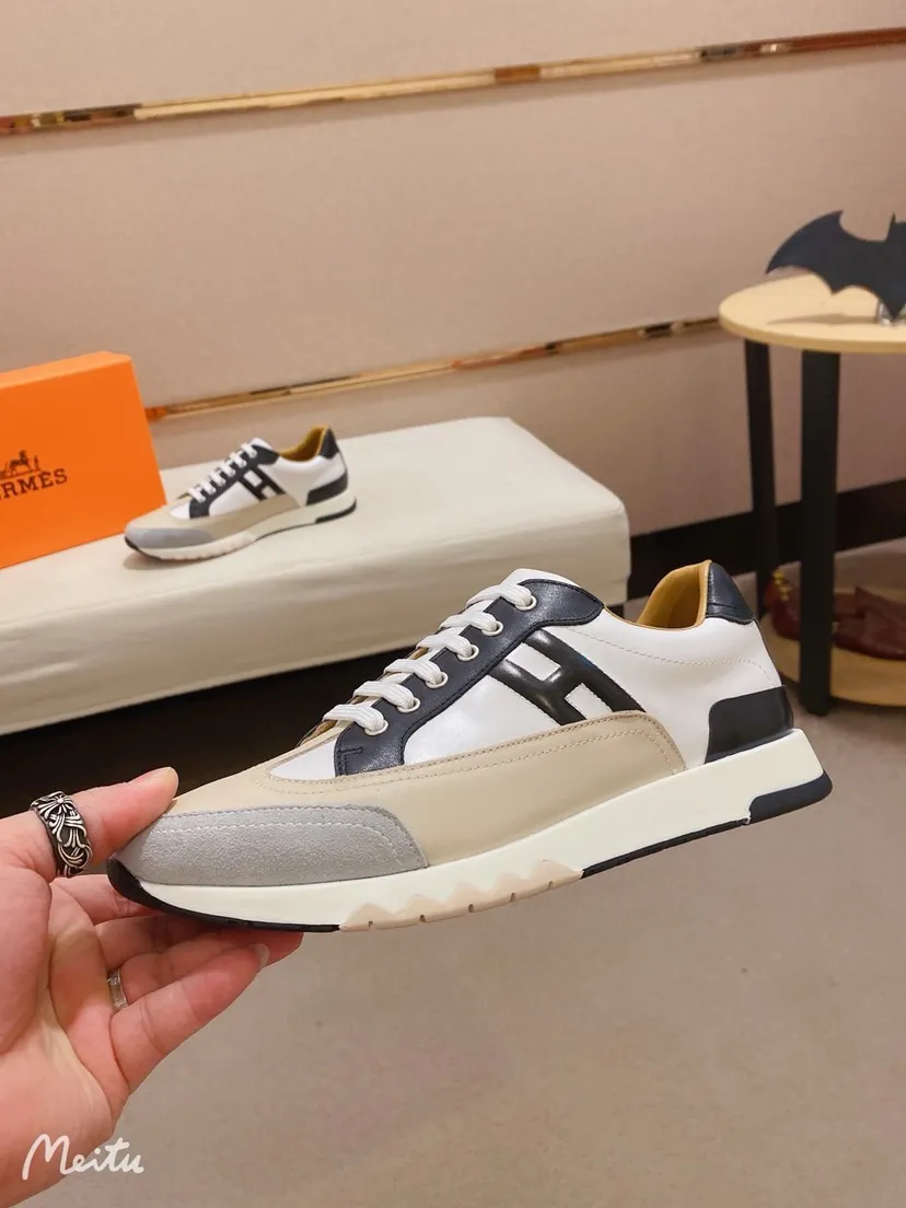 Ex-factory price: 500💰《HERMES》【Classic original single version】Hermès; top 🔝purchasing agent🔍🔍men's latest 🇺🇸sold simultaneously, original imported from Italy ▲▲first-layer cowhide ▲▲ (high-end, nobility and class) ) Exquisite workmanship (Italian 🇮🇹 imported water-dyed 🐂 cowhide lining) sole: original sole provided by the original factory, ⚠️exclusive double-layer activity·TPR·rubber·combined molded outsole; super comfortable·wear-resistant·non-slip·environmental protection The real thing is more beautiful when photographed in kind (high quality, following orders), you can come in and out at will * Number of yards: 38·39·40·41·42·43·44# (can be customized 45.)
